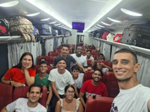 Miembros de la FEU de Cuba que viajan para participar en el Consejo Nacional de la FEU